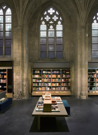 Illustration for article titled Beautiful Churches That Have Been Converted into Secular Buildings